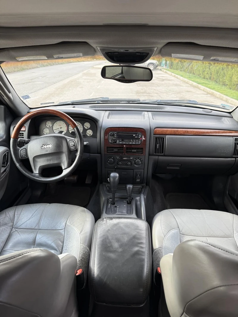 Jeep Grand cherokee Overland, снимка 13 - Автомобили и джипове - 52498433