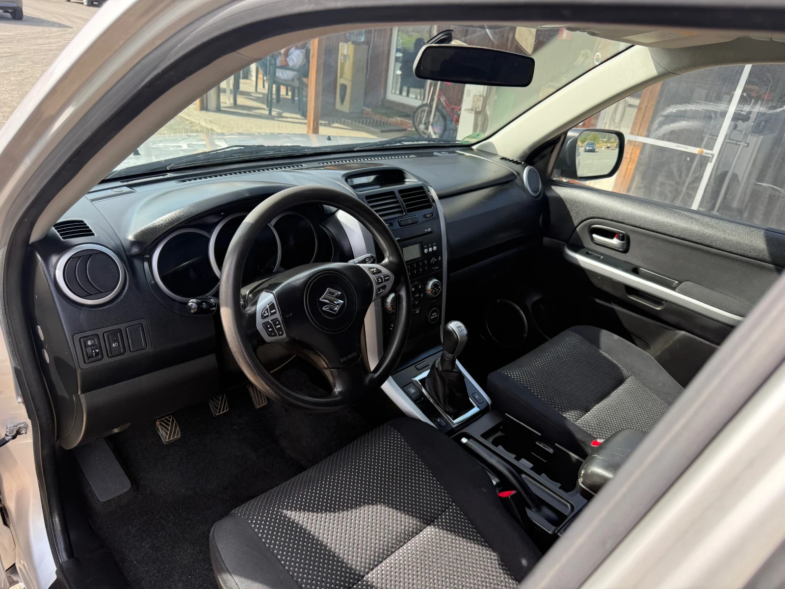Suzuki Grand vitara 2.0 - изображение 9