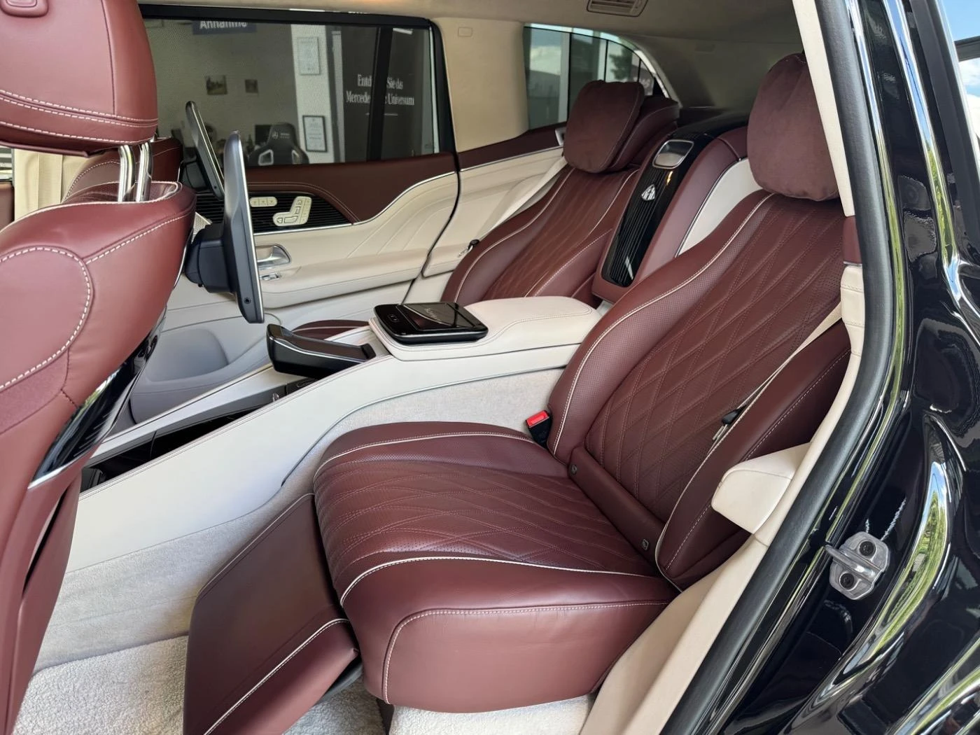 Mercedes-Benz GLS 600 MAYBACH/FACELIFT/FIRST CLASS/DESIGNO/E-ACTIVE BODY | Mobile.bg   14