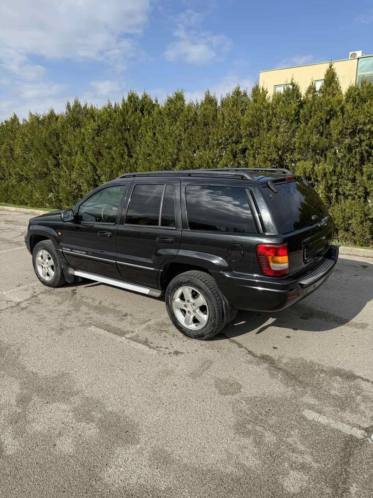 Jeep Grand cherokee Overland - изображение 2