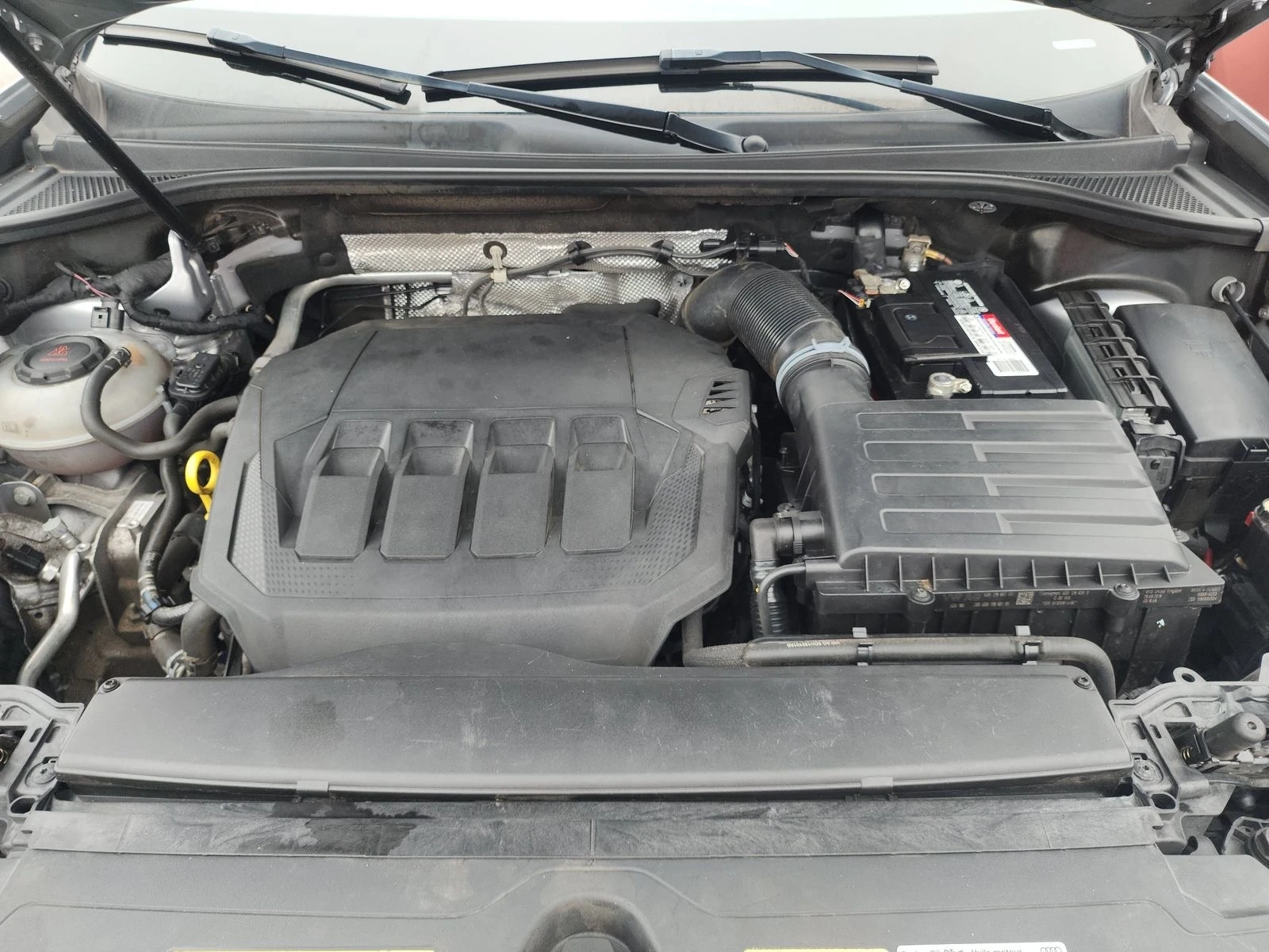 Audi Q3 2.0T Premium, снимка 16 - Автомобили и джипове - 53716799