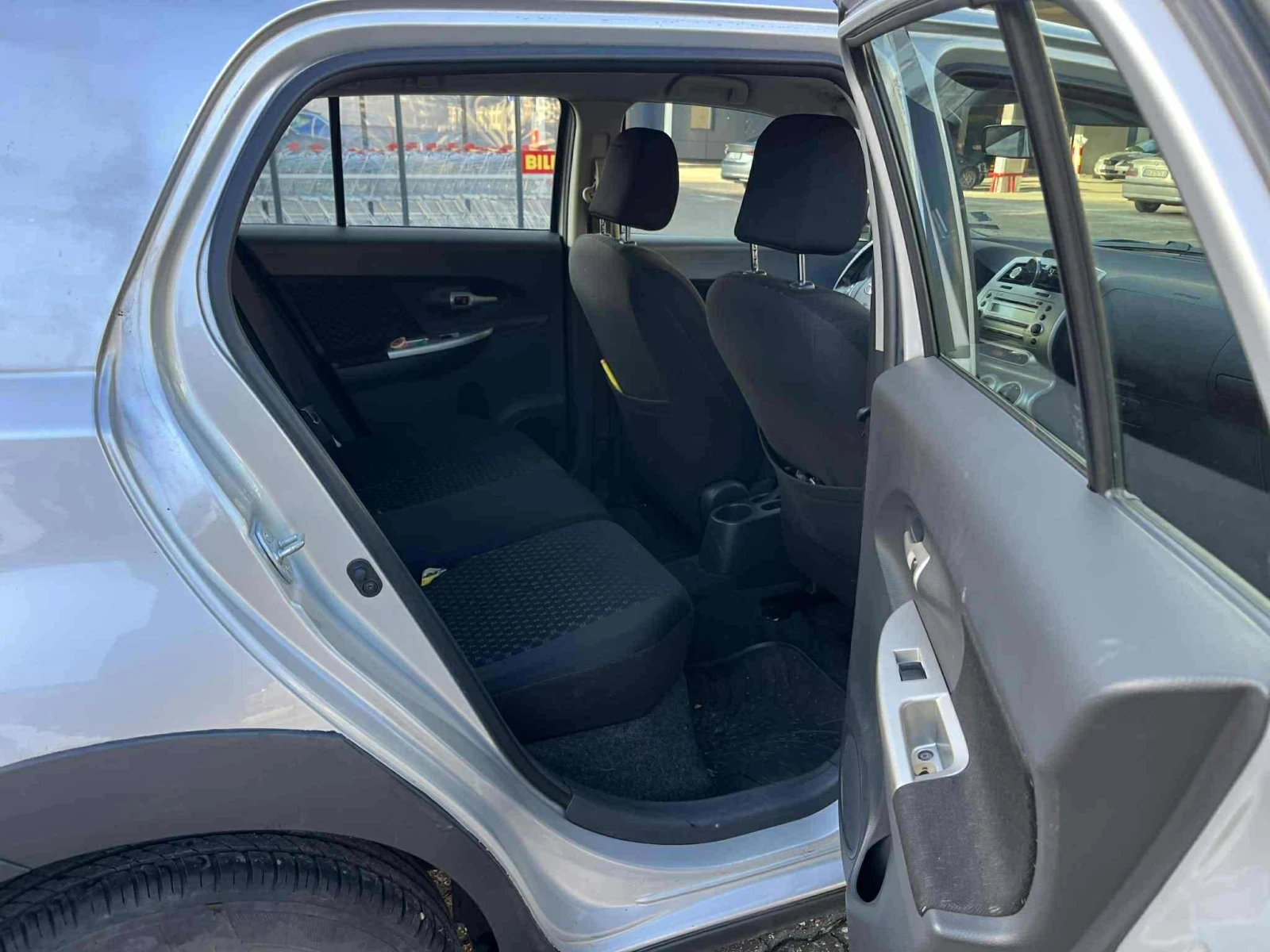 Toyota Urban Cruiser, снимка 12 - Автомобили и джипове - 53942680