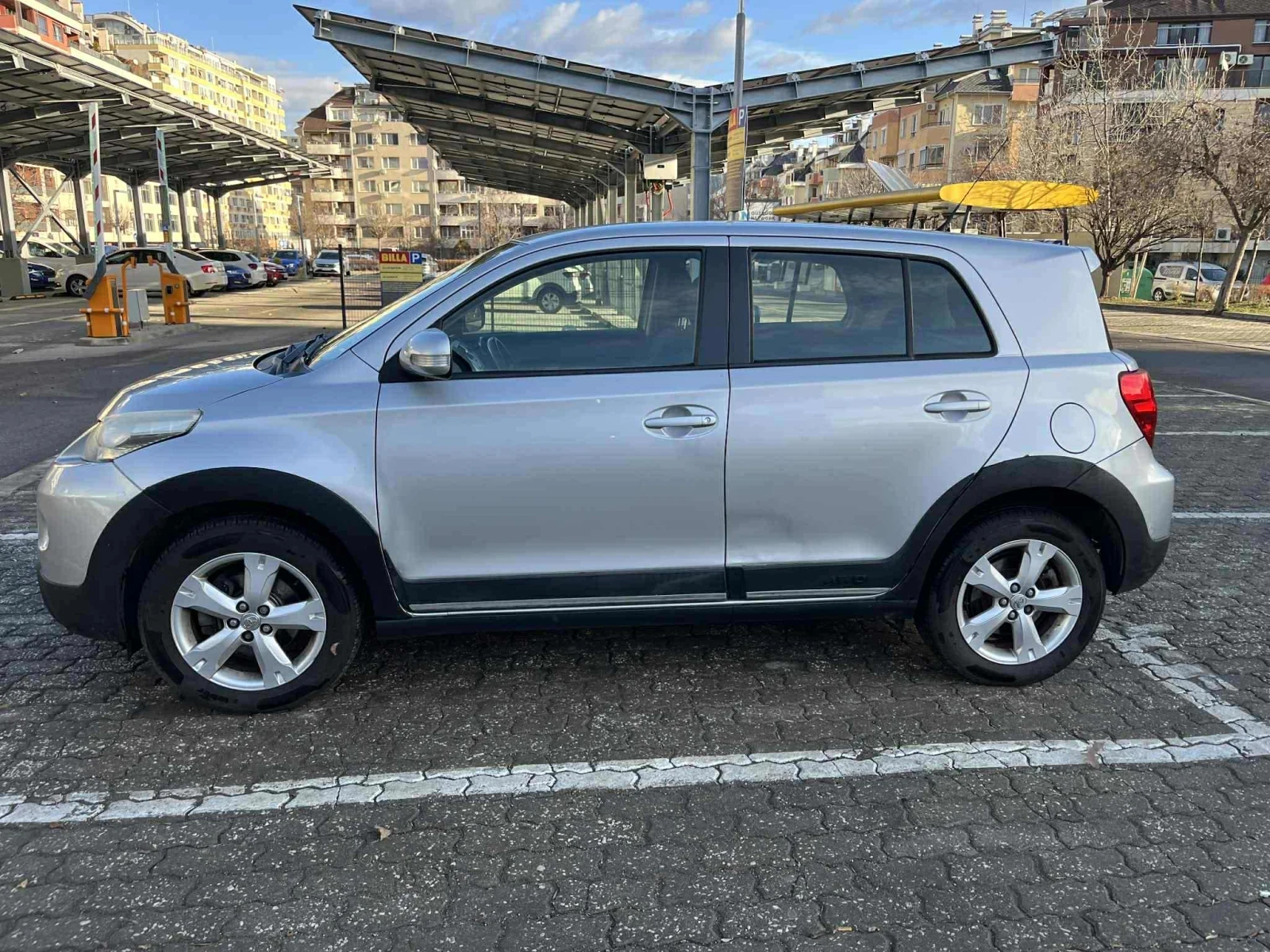 Toyota Urban Cruiser, снимка 5 - Автомобили и джипове - 53942680