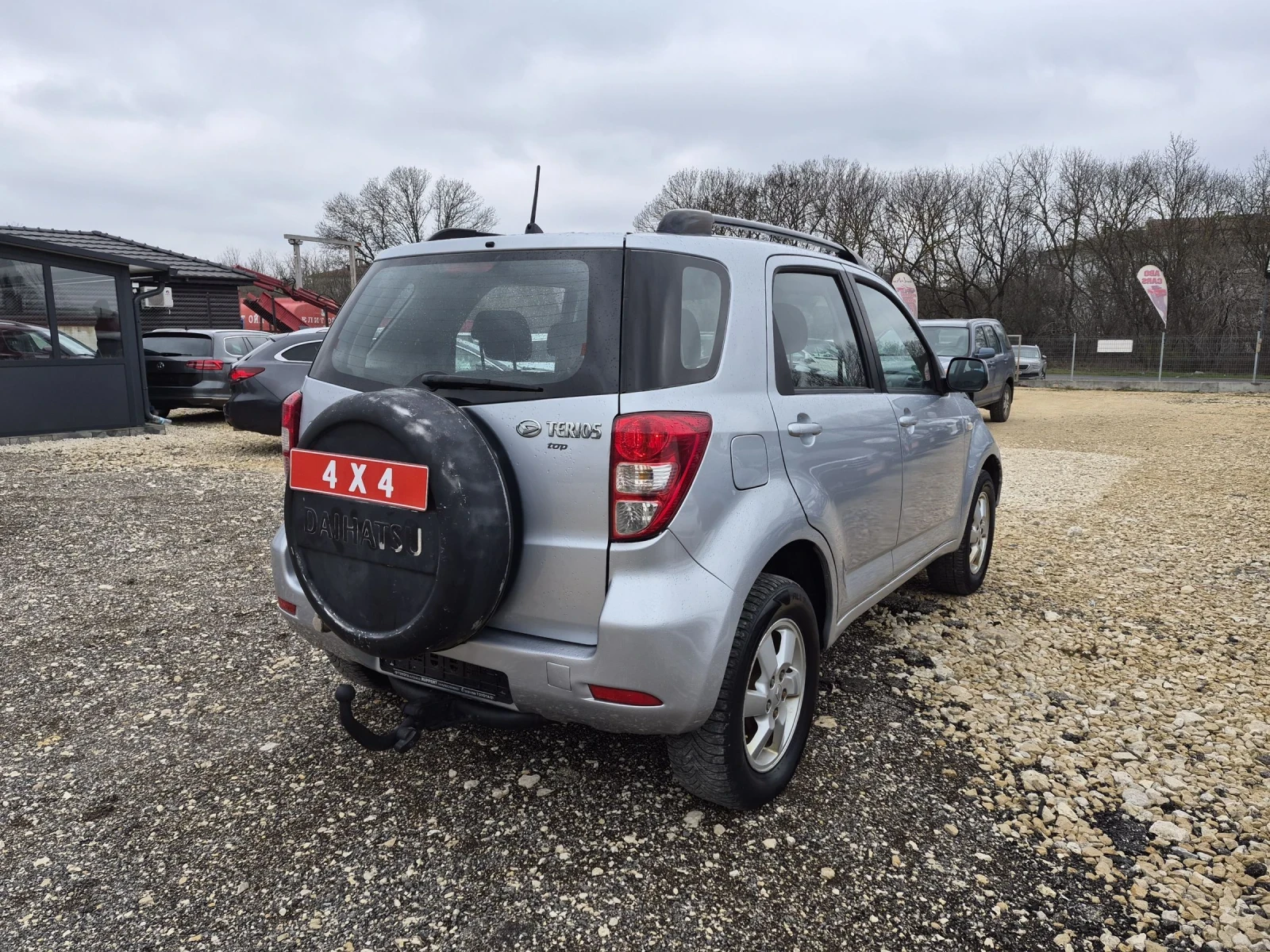 Daihatsu Terios АВТОМАТИК 4х4, снимка 5 - Автомобили и джипове - 53947068