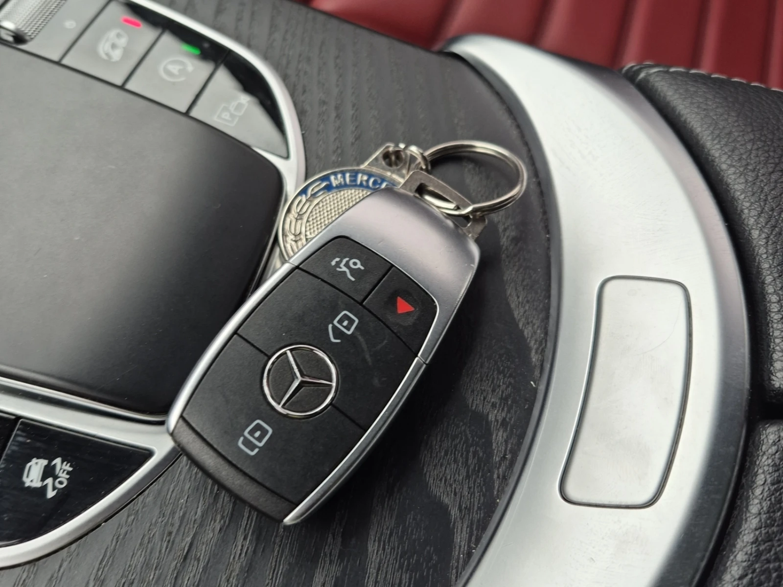 Mercedes-Benz GLC 43 AMG  4MATIC SUV, снимка 16 - Автомобили и джипове - 54424811