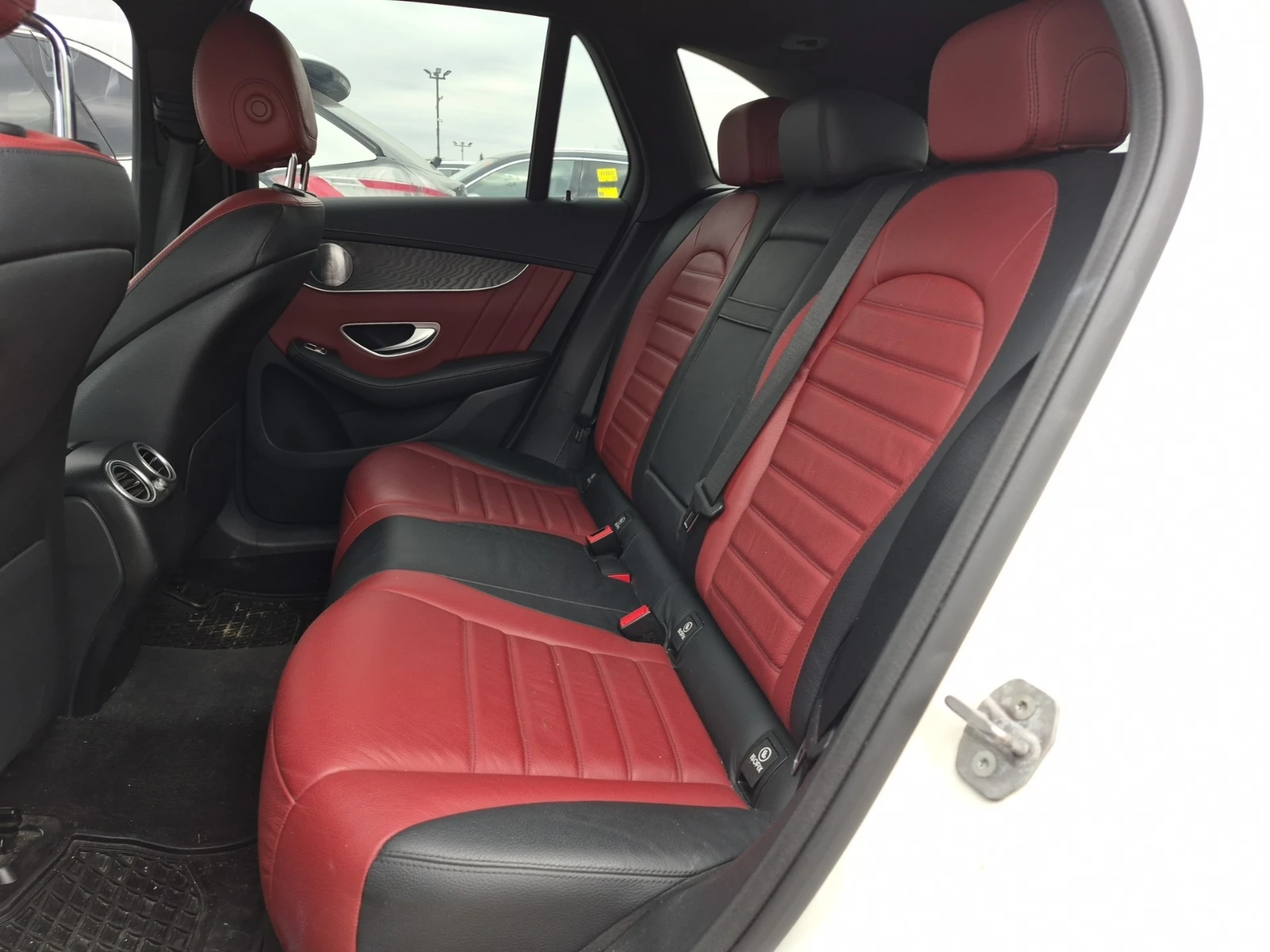 Mercedes-Benz GLC 43 AMG  4MATIC SUV, снимка 17 - Автомобили и джипове - 54424811