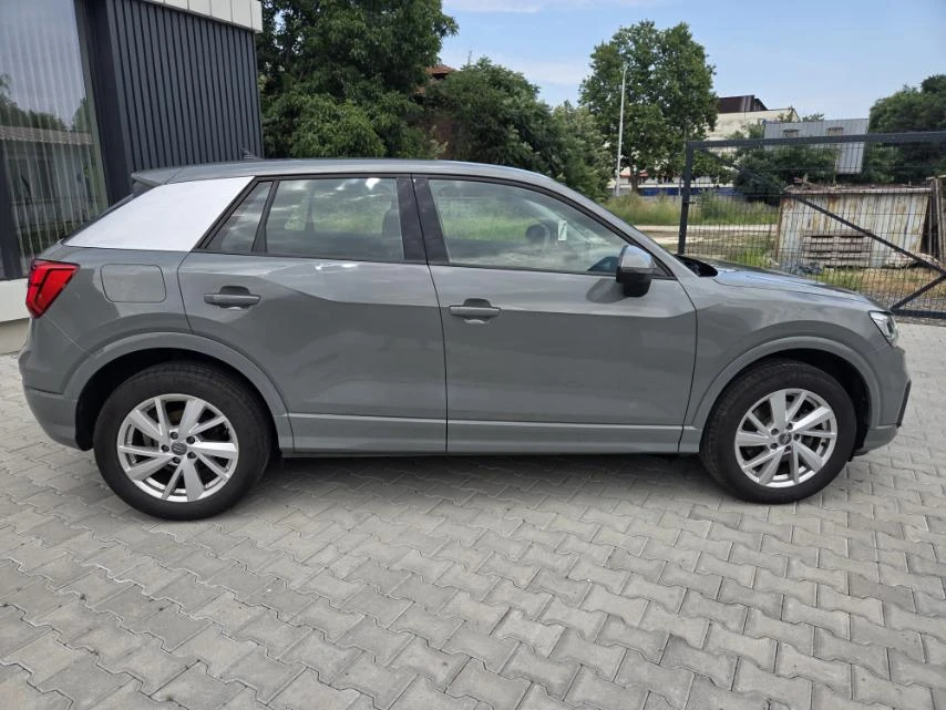 Audi Q2 35 TFSI, снимка 8 - Автомобили и джипове - 55140670