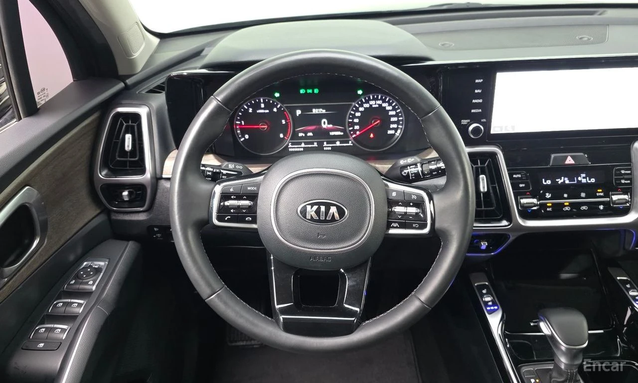 Kia Sorento 2.2D Prestige 4x4* ПОДГРЕВ* ОБДУХВАНЕ* КАМЕРА* , снимка 9 - Автомобили и джипове - 55250787