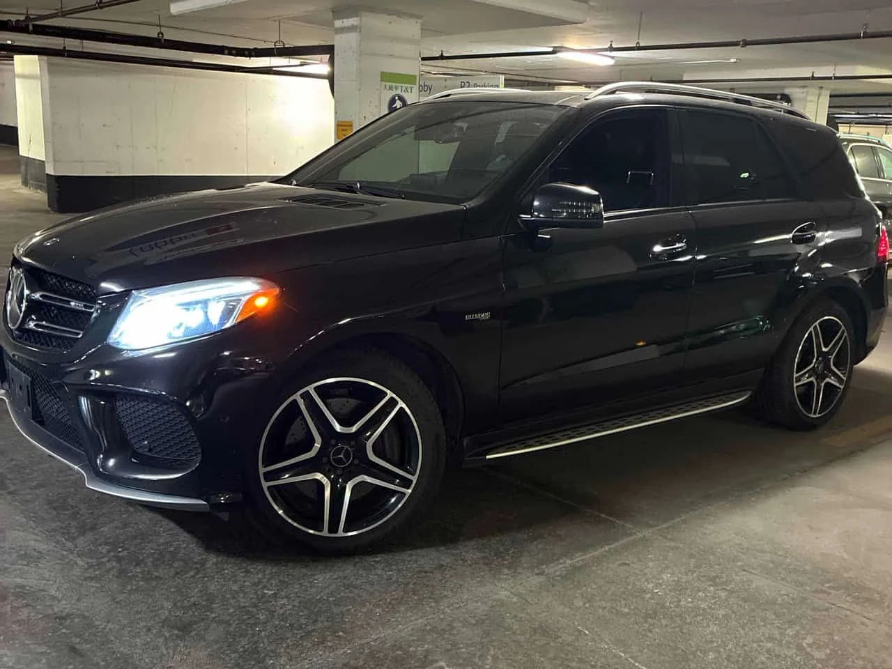 Mercedes-Benz GLE * AMG 43 * CARFAX * ОПЦИЯ ЗА ФИНАНСИРАНЕ , снимка 2 - Автомобили и джипове - 55396638