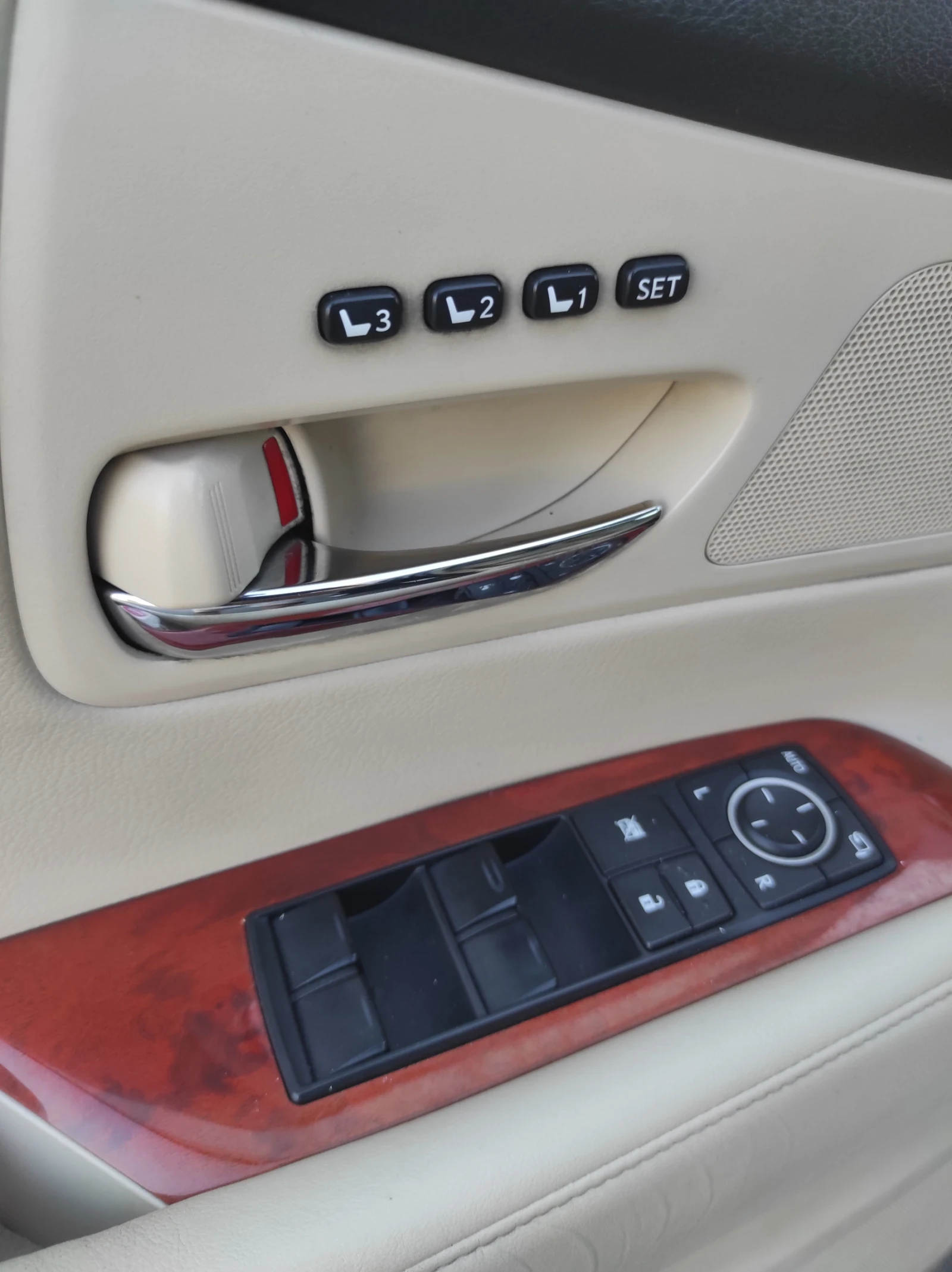 Lexus RX 450h, снимка 14 - Автомобили и джипове - 55996914