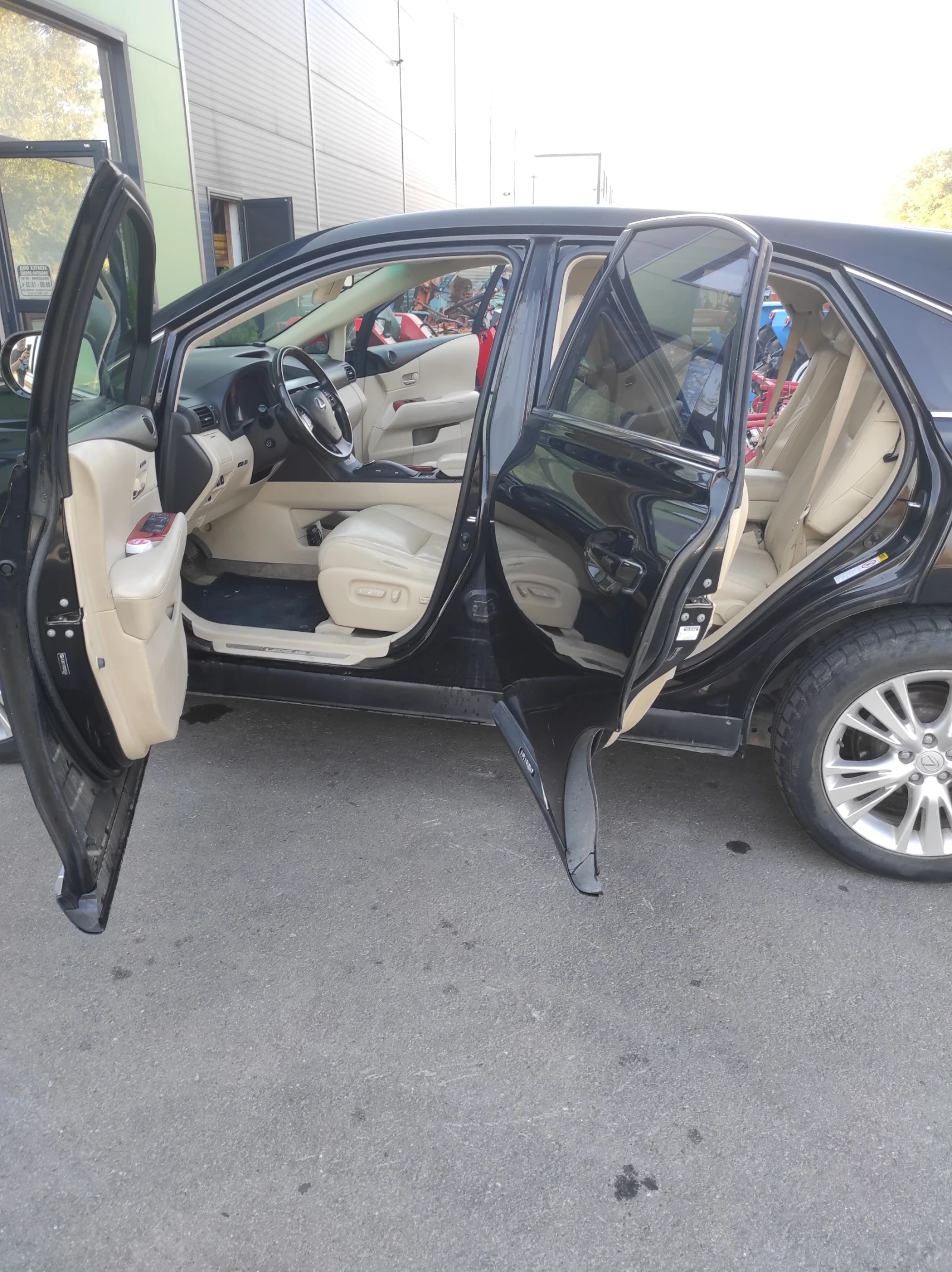 Lexus RX 450h, снимка 11 - Автомобили и джипове - 55996914