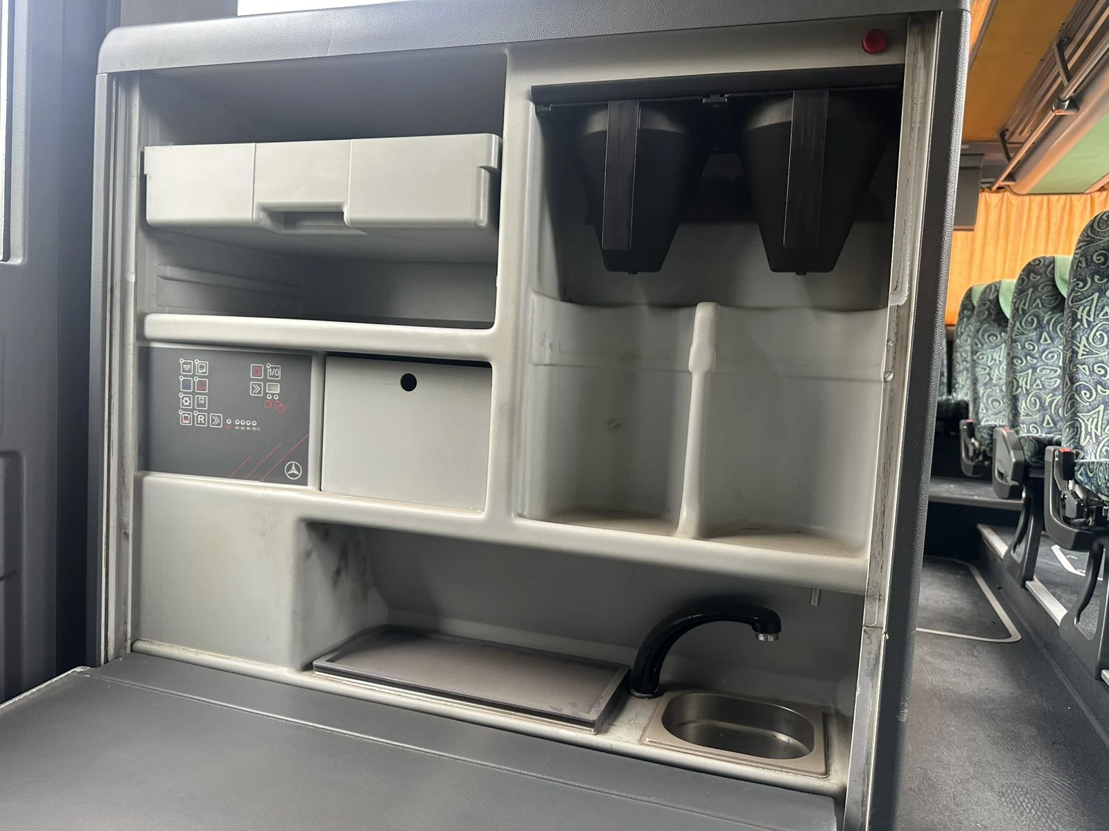 Mercedes-Benz Integro  3 | Mobile.bg   13