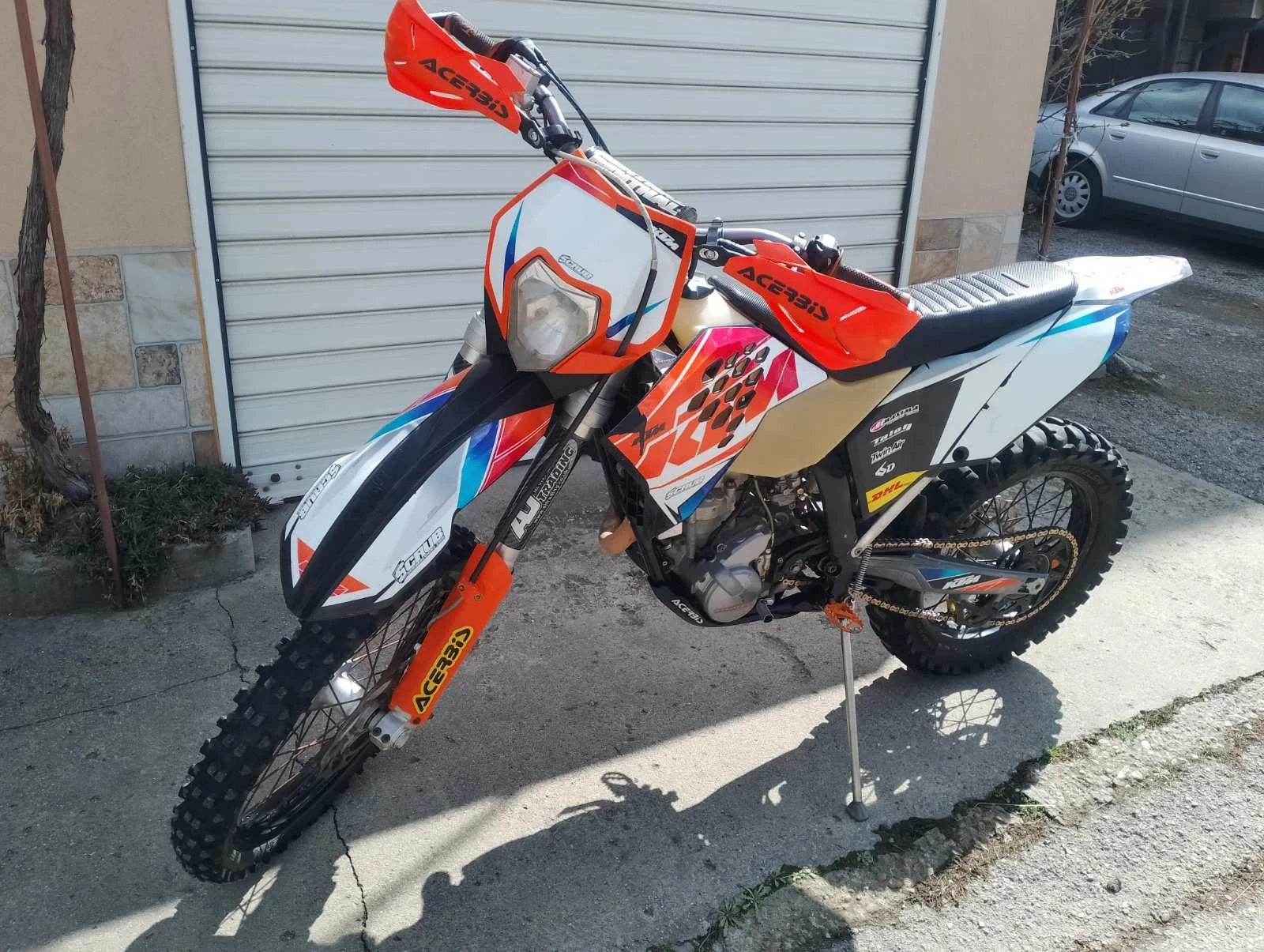 Ktm 250 Моторът има спортни радиатори и мъркучи | Mobile.bg — изображение 1