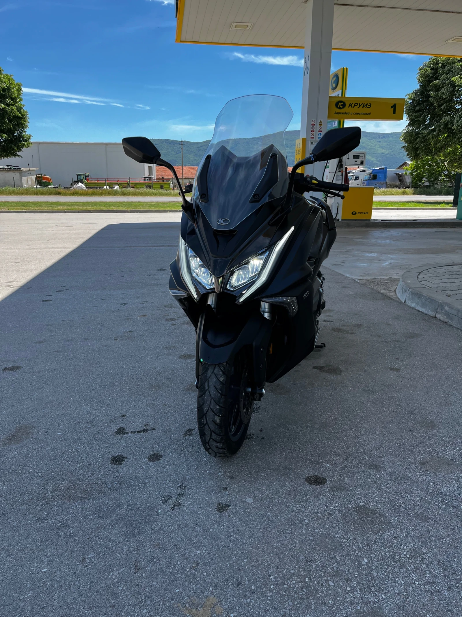 Kymco AK 550, снимка 10 - Мотоциклети и мототехника - 54730665