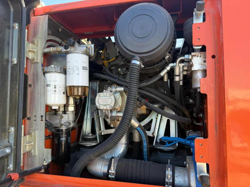 Багер Liebherr A 916, снимка 9 - Индустриална техника - 52422401