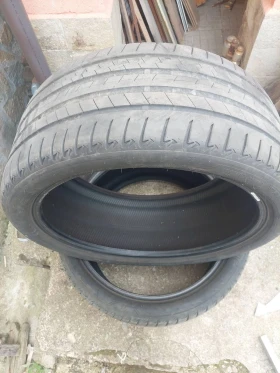 Гуми Летни 275/35R21, снимка 4 - Гуми и джанти - 52428257