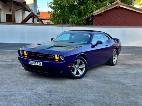 Dodge Challenger SXT, снимка 1