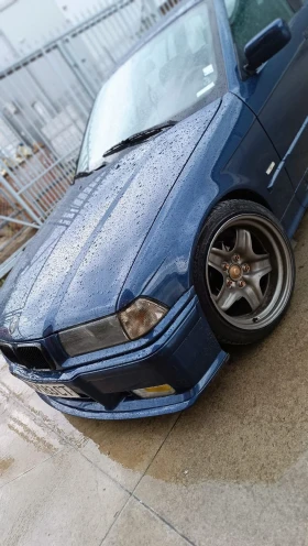 BMW 318 Touring, снимка 16