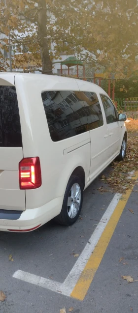 VW Caddy  6+ 1 METAN МАКСИ, снимка 4