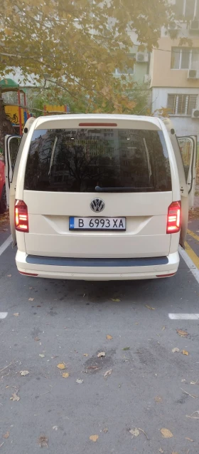 VW Caddy  6+ 1 METAN МАКСИ, снимка 2