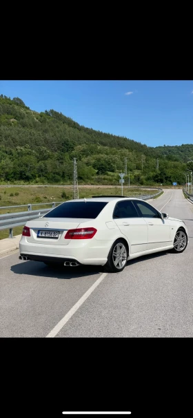 Обява за продажба на Mercedes-Benz E 250 AMG ~Цена по договаряне - изображение 4