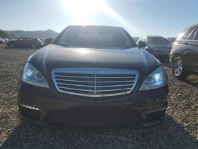     Mercedes-Benz S 550 *  