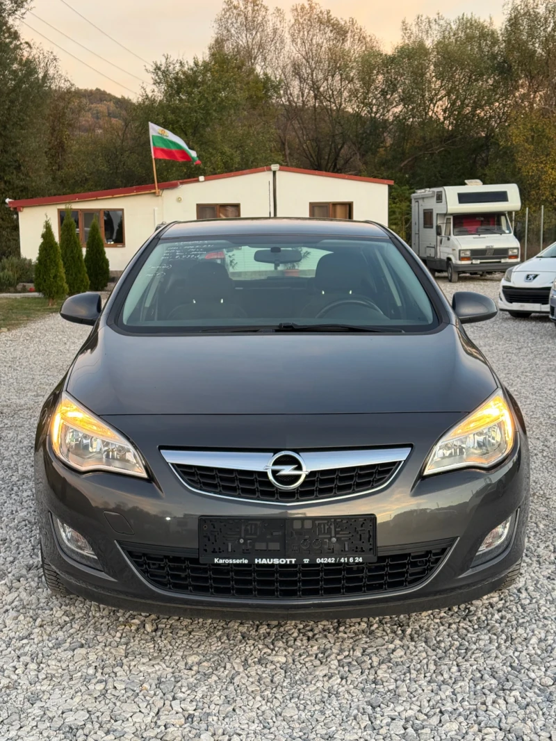 Opel Astra 1, 4 101 к.с., снимка 1 - Автомобили и джипове - 47815051