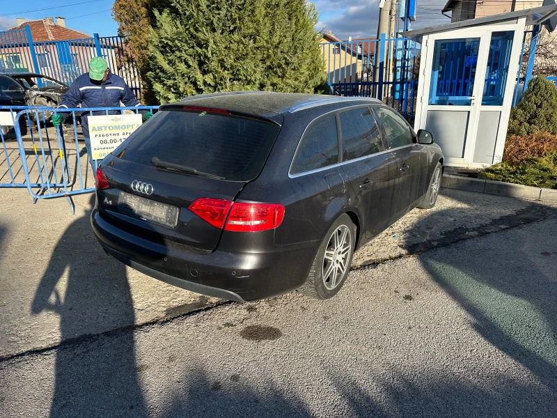 Audi A4 2.0 TDI Avtomat, снимка 7 - Автомобили и джипове - 48375675