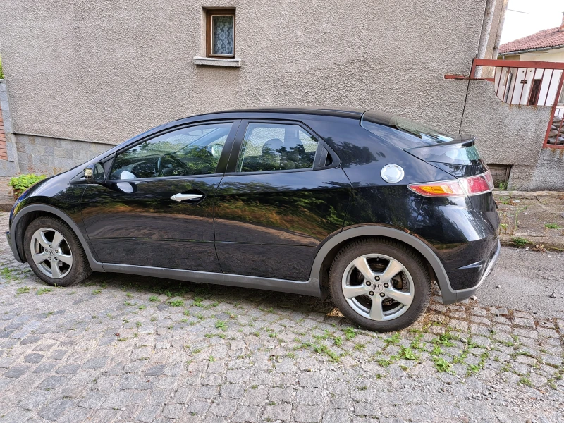 Honda Civic, снимка 2 - Автомобили и джипове - 48854626