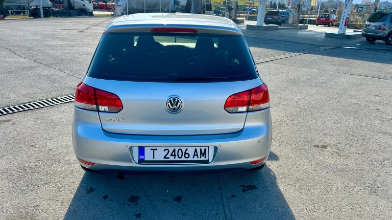 VW Golf, снимка 7 - Автомобили и джипове - 49024737