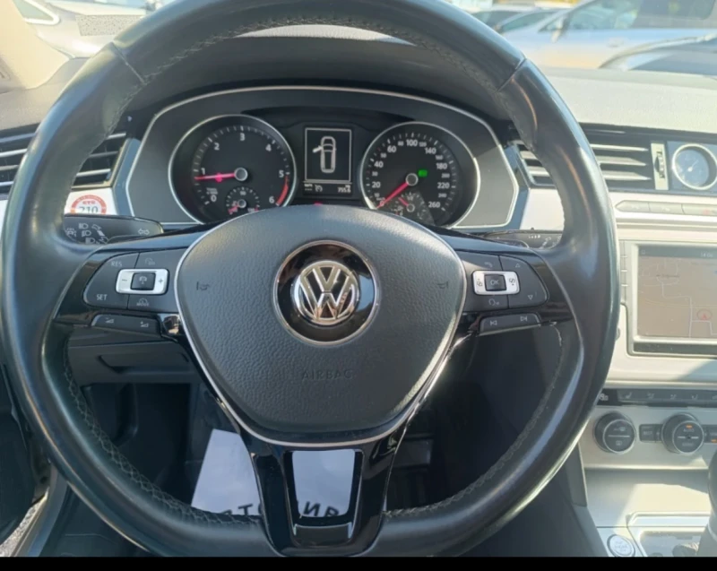 VW Passat 2.0 TDI, снимка 5 - Автомобили и джипове - 49156490