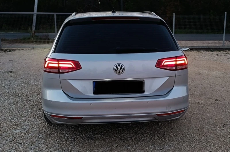 VW Passat 2.0 TDI, снимка 2 - Автомобили и джипове - 49156490