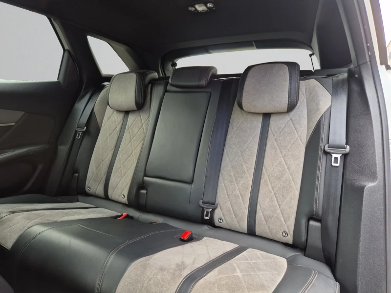 Peugeot 3008 NEW GT 1.6 PHEV 4WD 300 е-EAT8 EURO 6, снимка 13 - Автомобили и джипове - 50952071