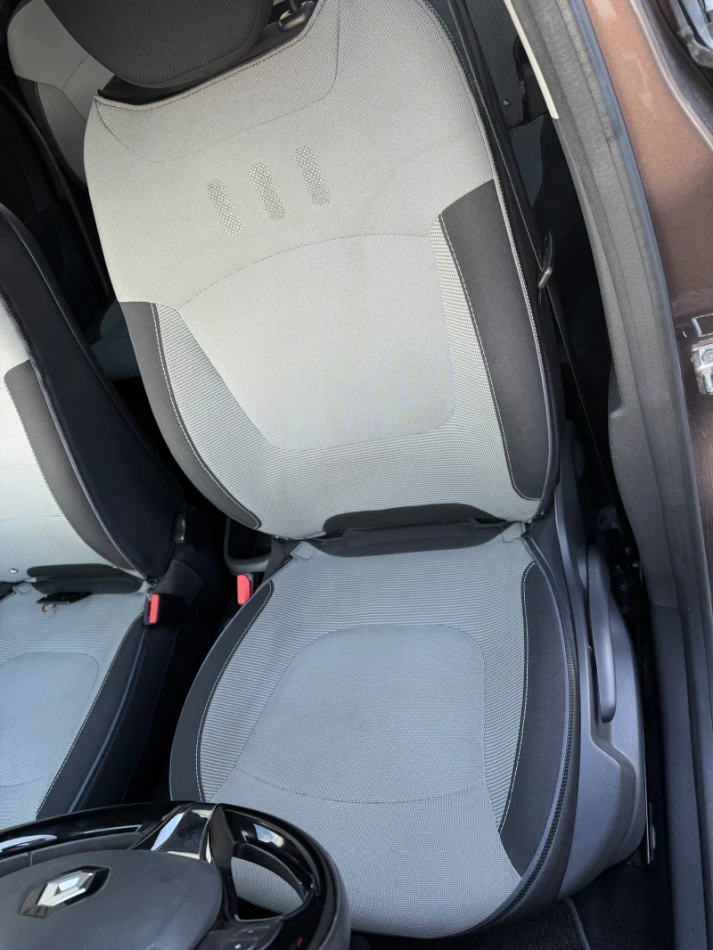 Renault Captur 1, 2i 93km automatic , снимка 12 - Автомобили и джипове - 52237101