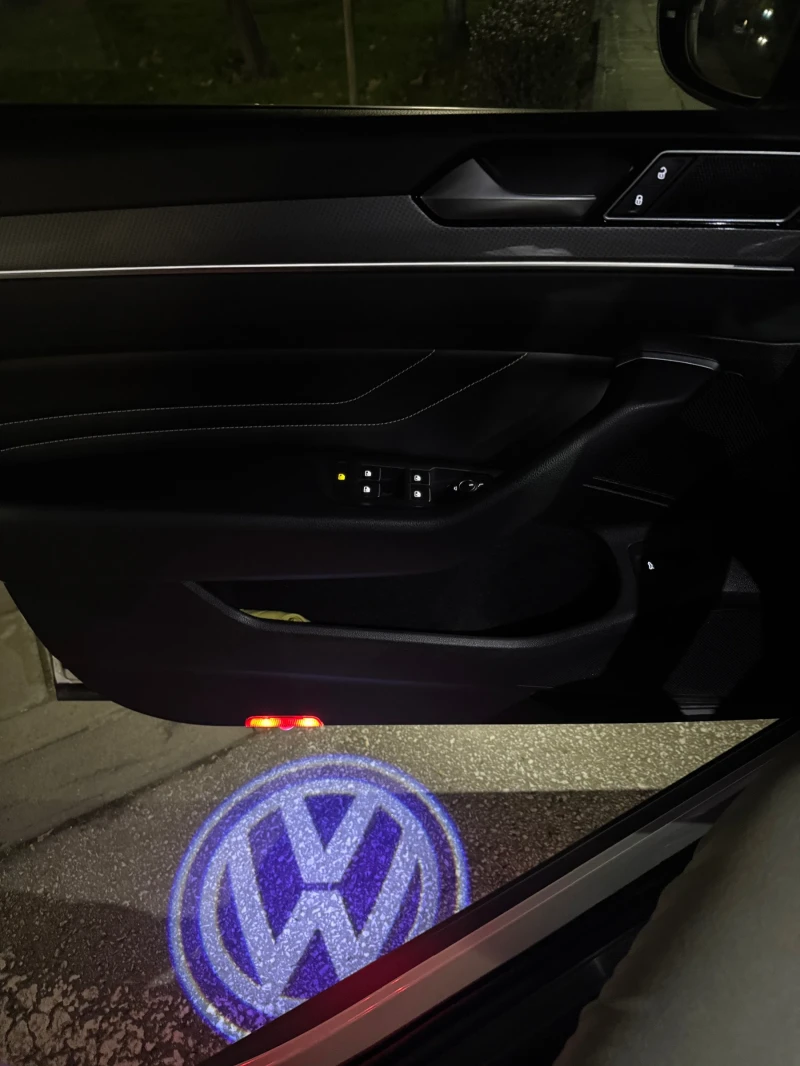 VW Passat B8.5 ALLTRACK 4x4 DISTRONIC FULL LED , снимка 10 - Автомобили и джипове - 52257150