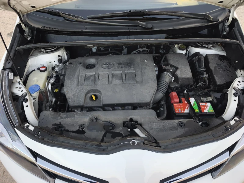 Toyota Verso 1.6i 132kc EVRO 6B FULL SERVICE IN TOYOTA , снимка 13 - Автомобили и джипове - 52435582