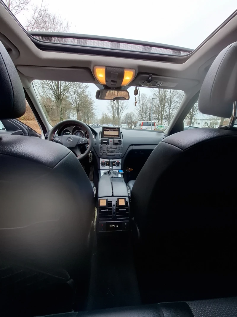 Mercedes-Benz C 220 Комби, снимка 6 - Автомобили и джипове - 53143425