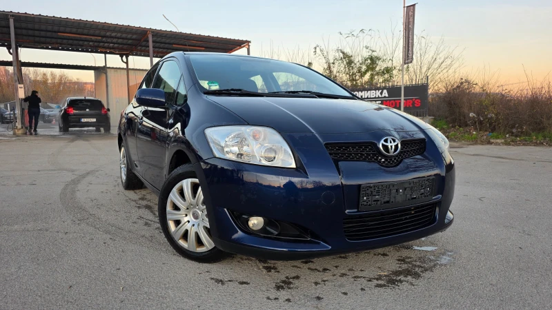 Toyota Auris КАТО ЧИСТО НОВА, снимка 3 - Автомобили и джипове - 53297830