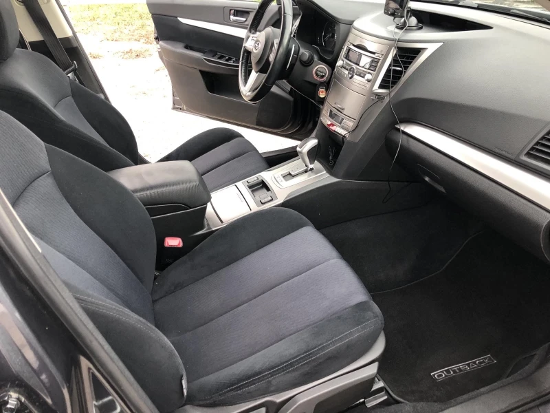 Subaru Outback 2.5 AWD Swiss, снимка 14 - Автомобили и джипове - 53508863
