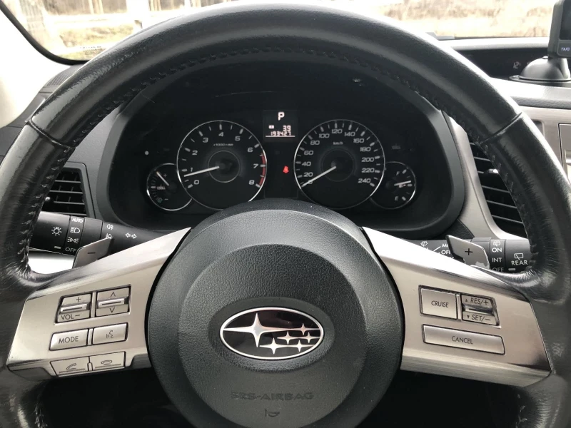 Subaru Outback 2.5 AWD Swiss, снимка 10 - Автомобили и джипове - 53508863