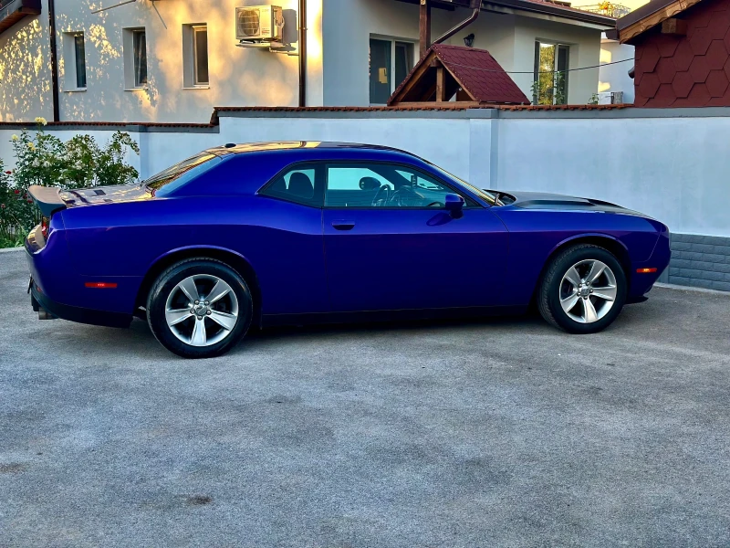 Dodge Challenger, снимка 8 - Автомобили и джипове - 53541450