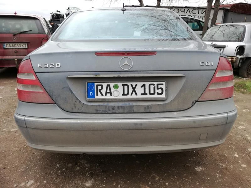 Mercedes-Benz E 220 2.2/2.7/3.2, снимка 12 - Автомобили и джипове - 15146073