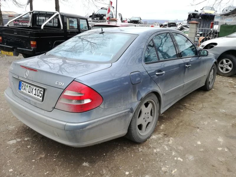 Mercedes-Benz E 220 2.2/2.7/3.2, снимка 14 - Автомобили и джипове - 15146073