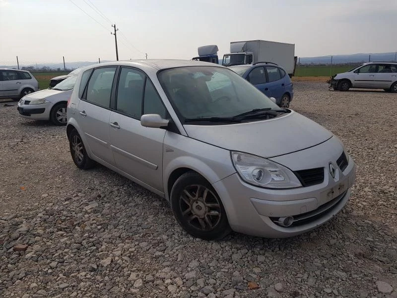 Renault Scenic 1.9 DCI 6, снимка 3 - Автомобили и джипове - 25770849