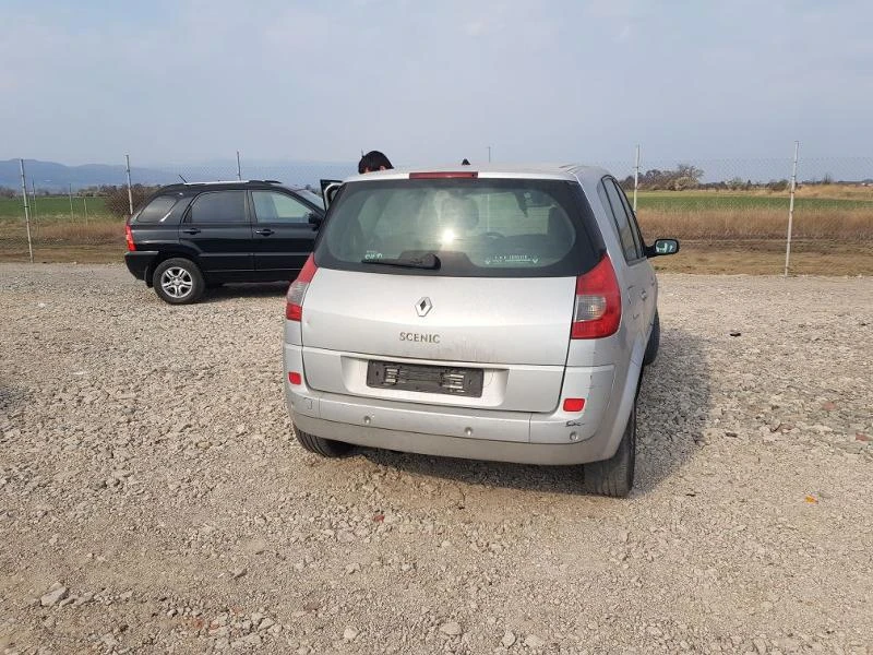 Renault Scenic 1.9 DCI 6, снимка 4 - Автомобили и джипове - 25770849