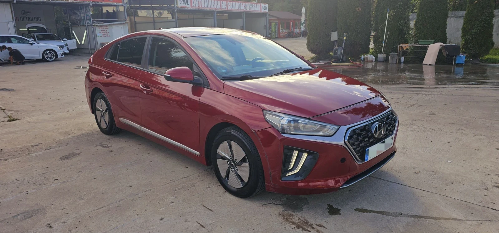 Hyundai Ioniq Hybrid-2022г.- 110.000км - изображение 2