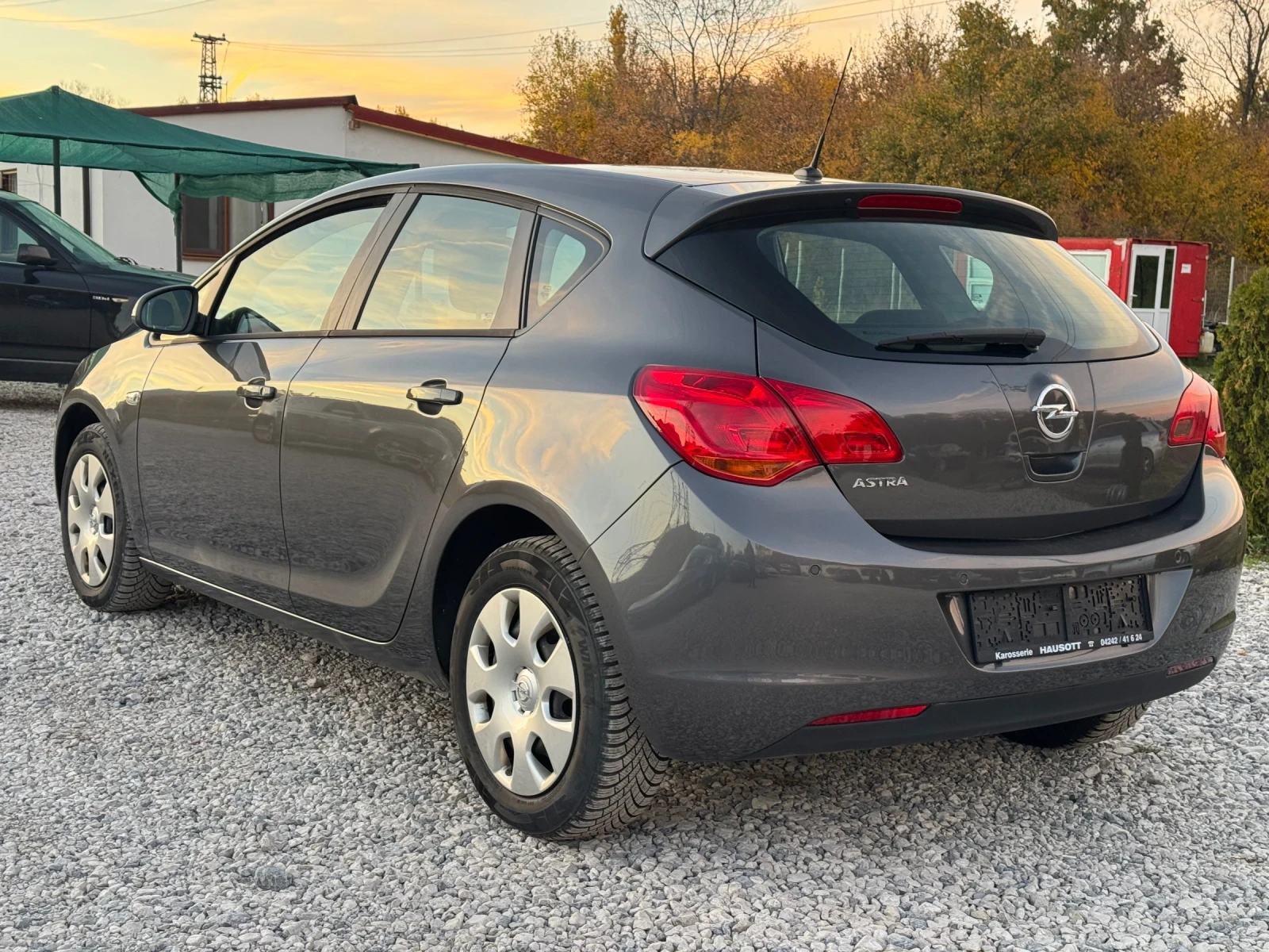 Opel Astra 1, 4 101 к.с. - изображение 6