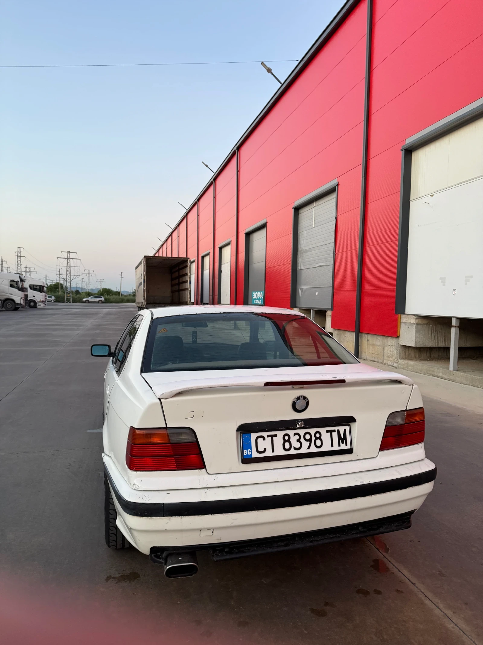 BMW 320  - изображение 2