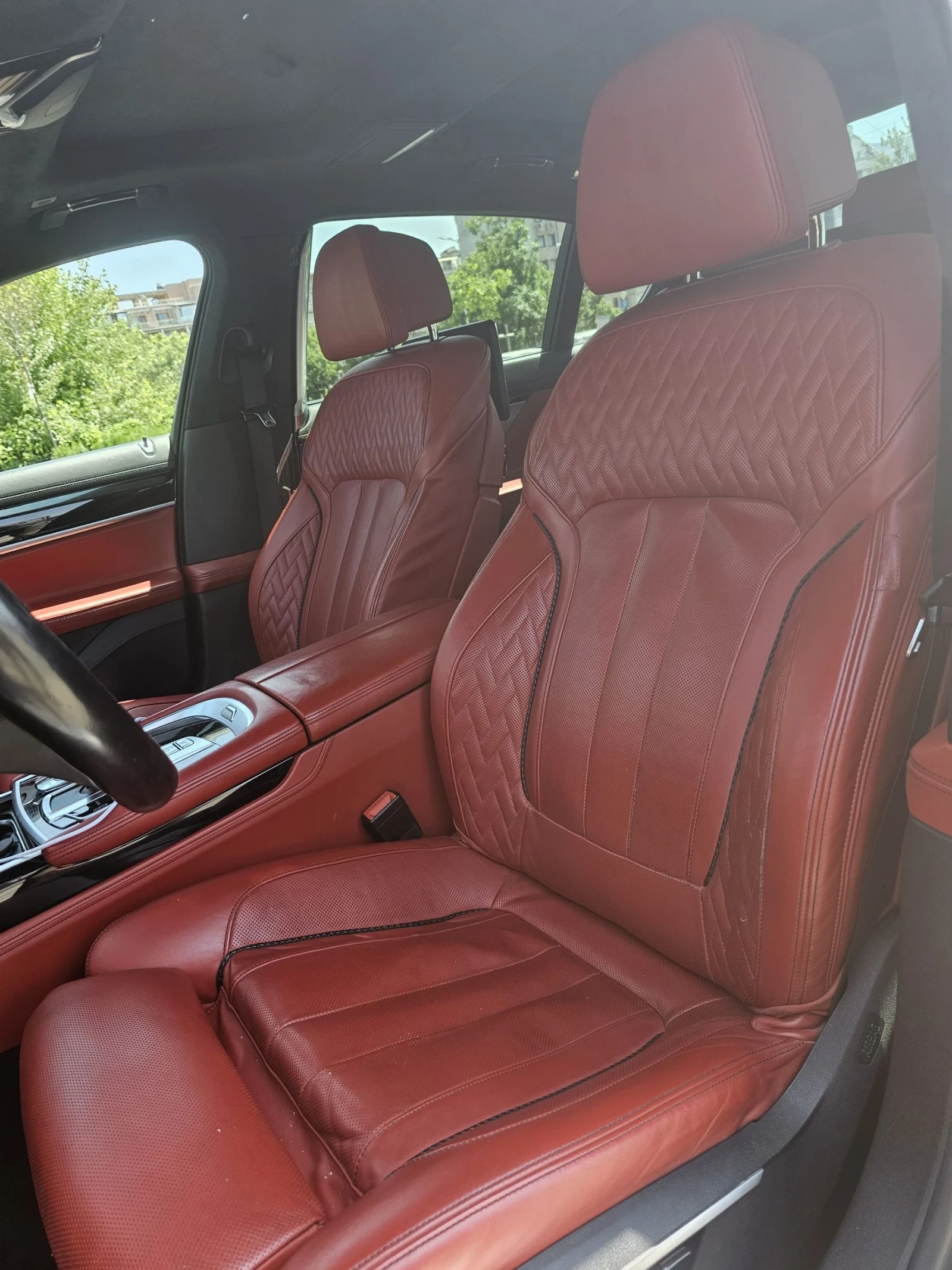 BMW 740  - изображение 9