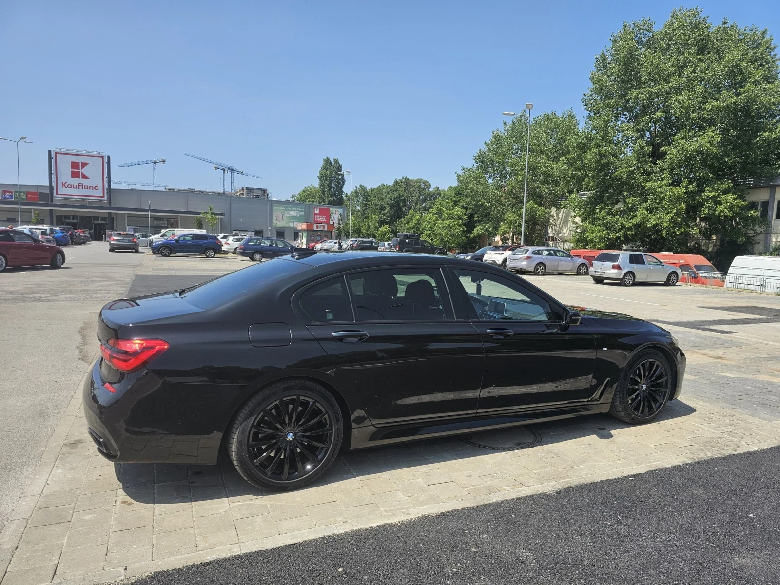 BMW 740  - изображение 3